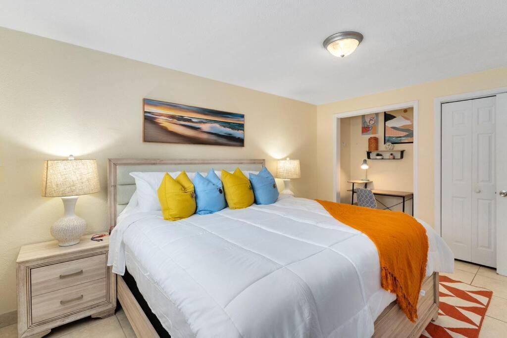 Ocean 6 - Surfside *